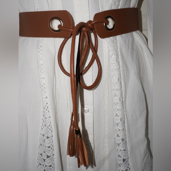 L’ATISTE White Detailed button down shirt dress with self tie faux leather belt - Picture 8 of 11
